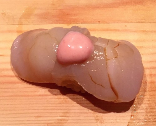 UniDiaries_SushiofGari_LiveScallop